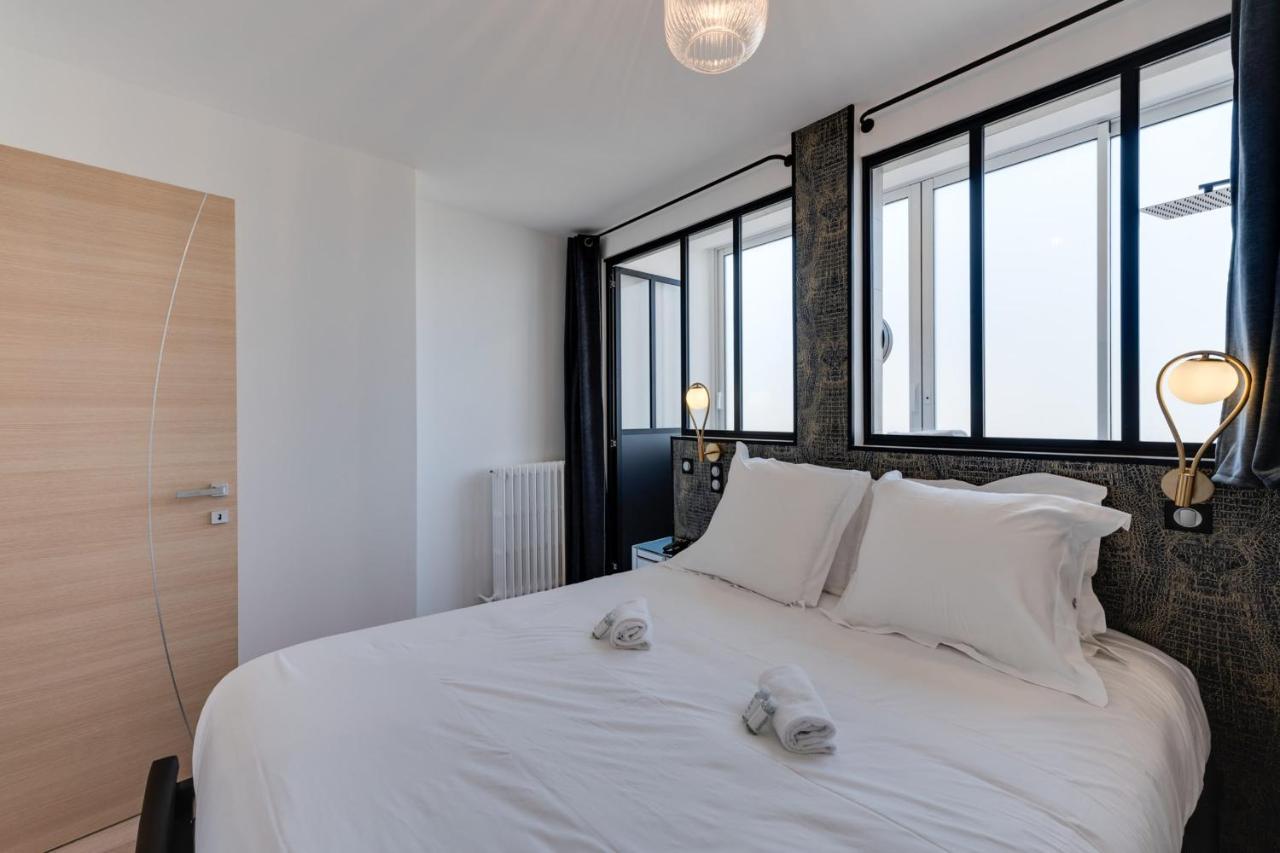 Swan Lake - Design Apartment Facing Lake Annecy Eksteriør billede