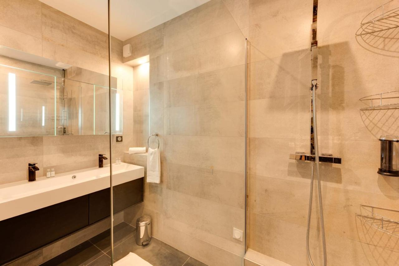 Swan Lake - Design Apartment Facing Lake Annecy Eksteriør billede